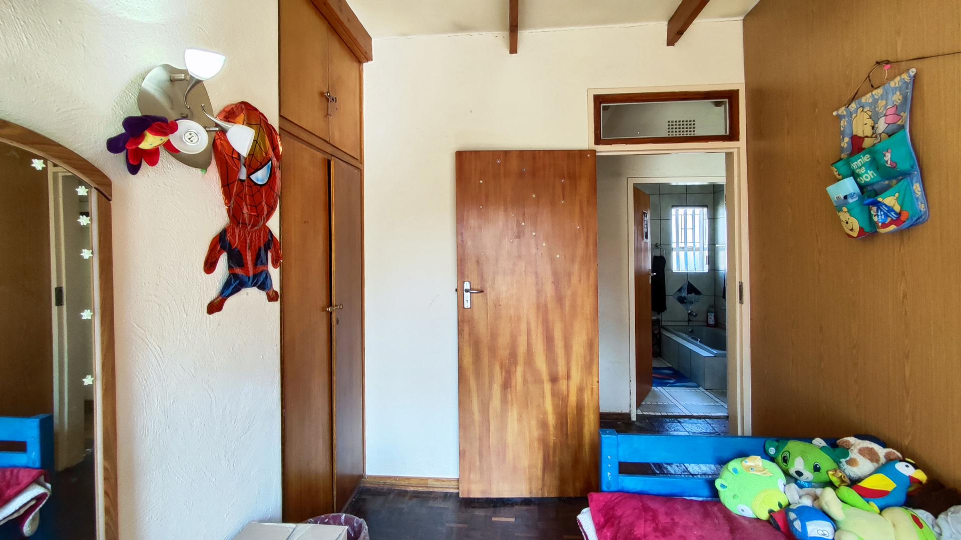 Bed Room 3 - 9 square meters of property in Selcourt