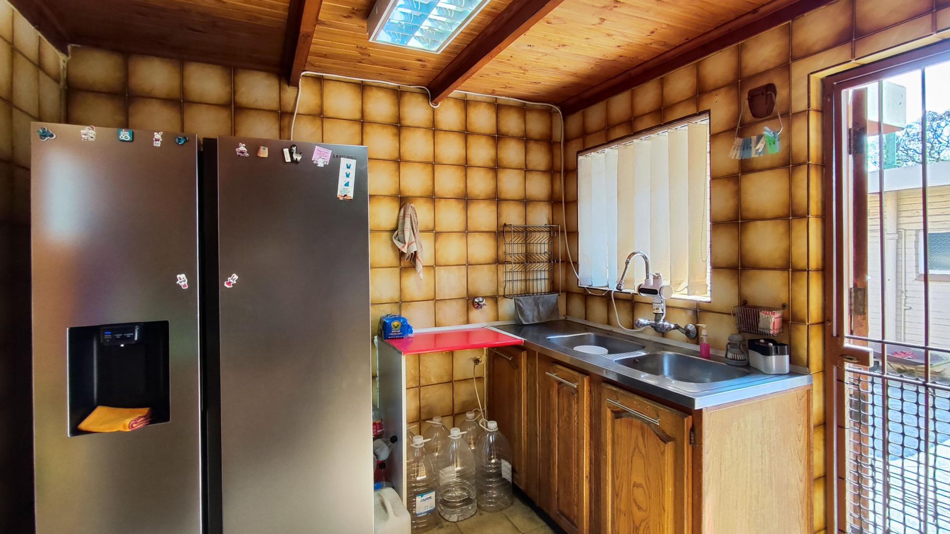 Scullery - 6 square meters of property in Selcourt