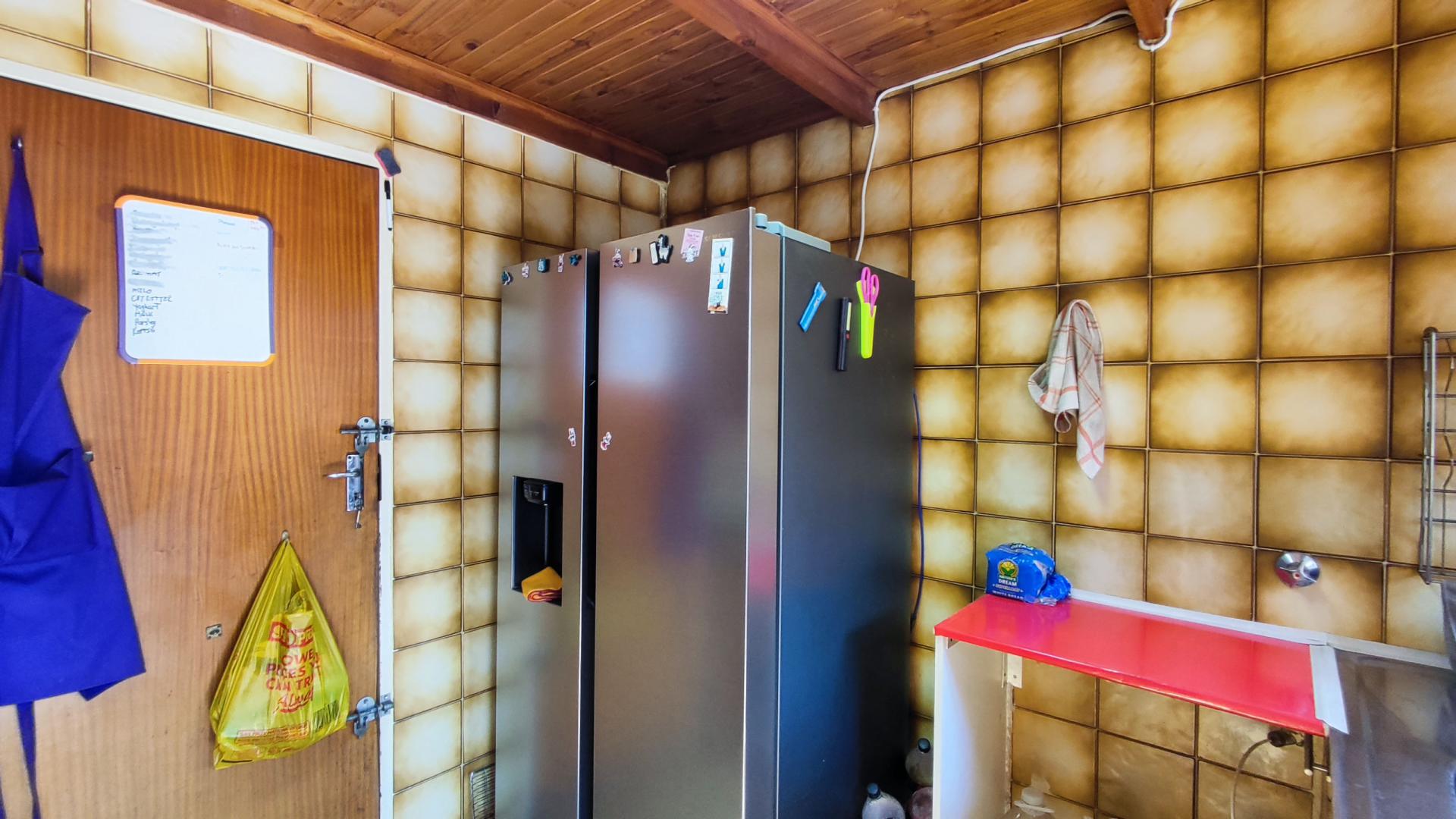 Scullery - 6 square meters of property in Selcourt