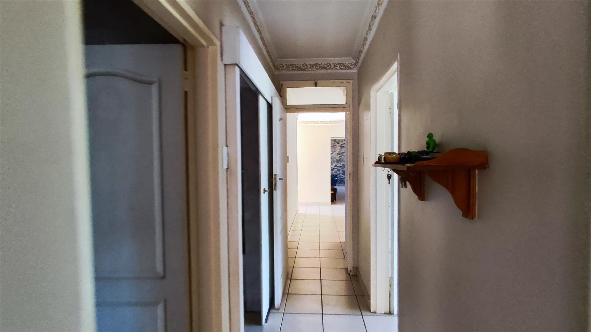 Spaces - 39 square meters of property in Vanderbijlpark