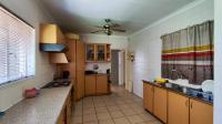 Kitchen - 18 square meters of property in Vanderbijlpark