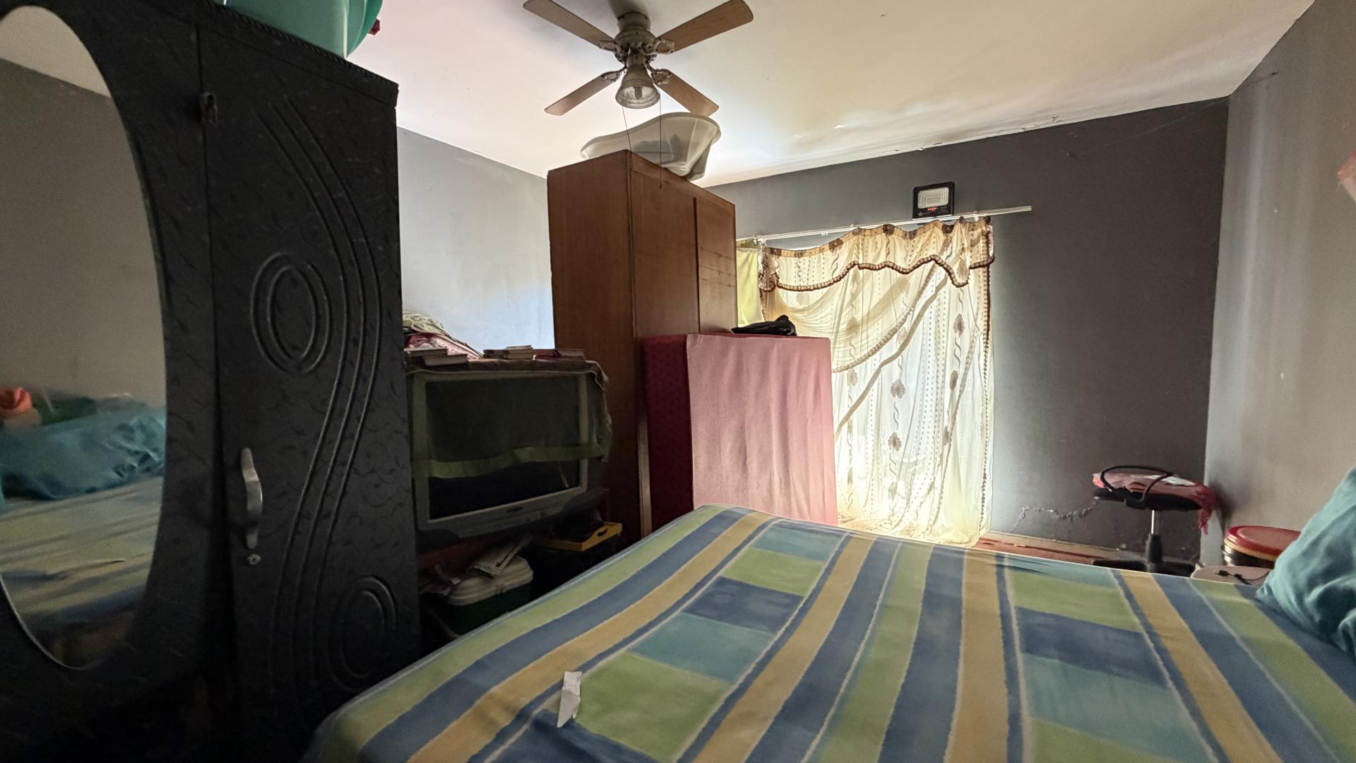 Bed Room 3 of property in Windsor