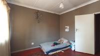 Bed Room 2 - 17 square meters of property in Windsor
