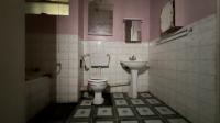 Bathroom 1 - 7 square meters of property in Windsor