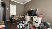 Bed Room 2 - 17 square meters of property in Windsor