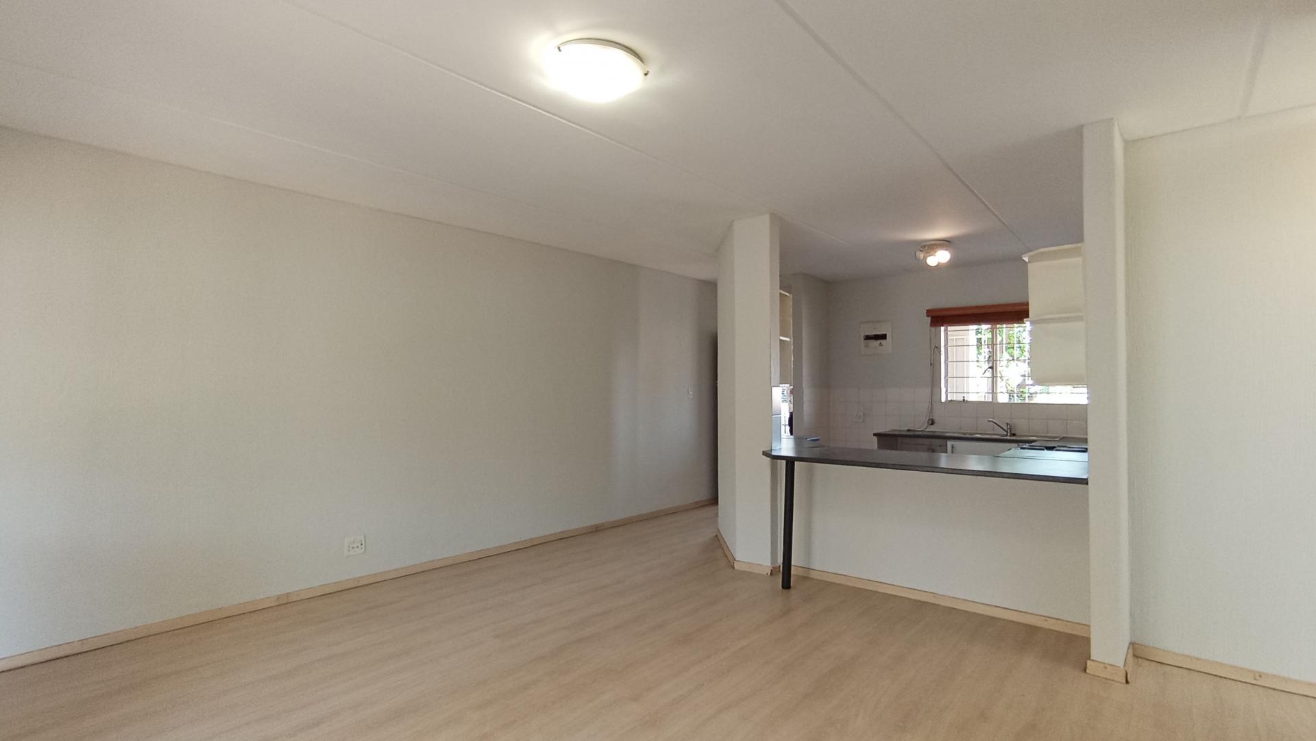 Lounges - 20 square meters of property in Northwold