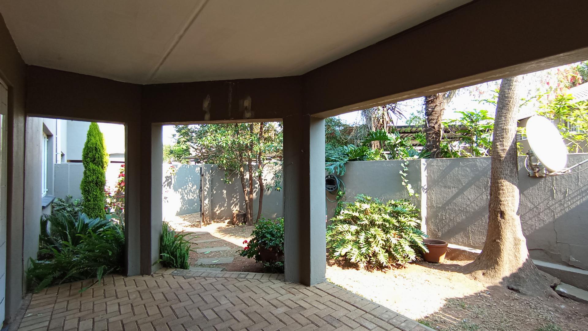 Patio - 11 square meters of property in Northwold