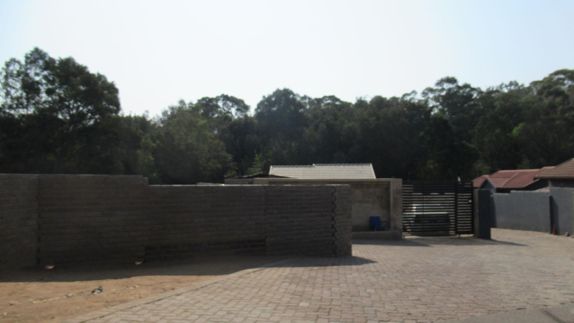 Front View of property in Regents Park