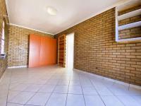  of property in Bendor