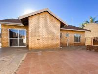  of property in Bendor