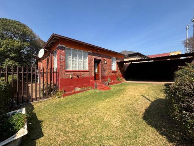 House for Sale For Sale in Jan Hofmeyr - MR691719