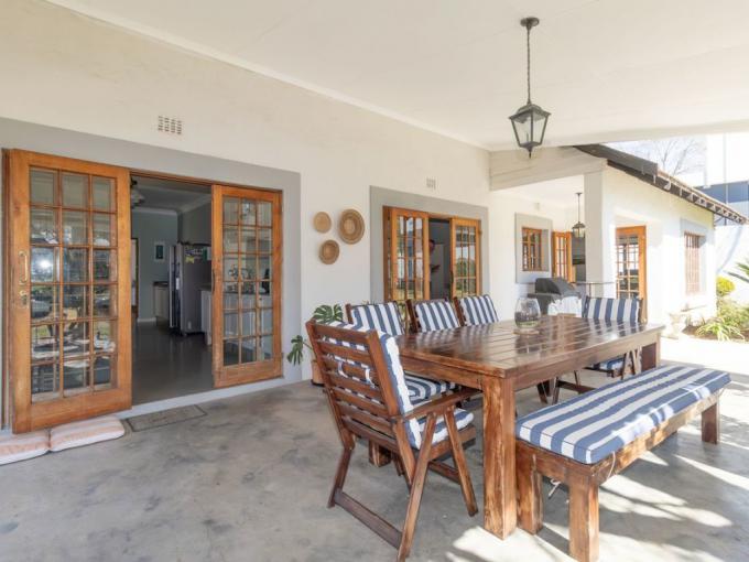 4 Bedroom House for Sale For Sale in Bryanston - MR691727