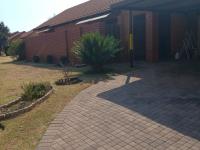  of property in Willow Park Manor