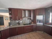  of property in Dawn Park