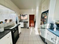  of property in Suideroord