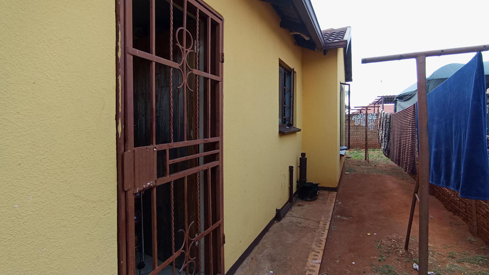 Backyard of property in The Orchards