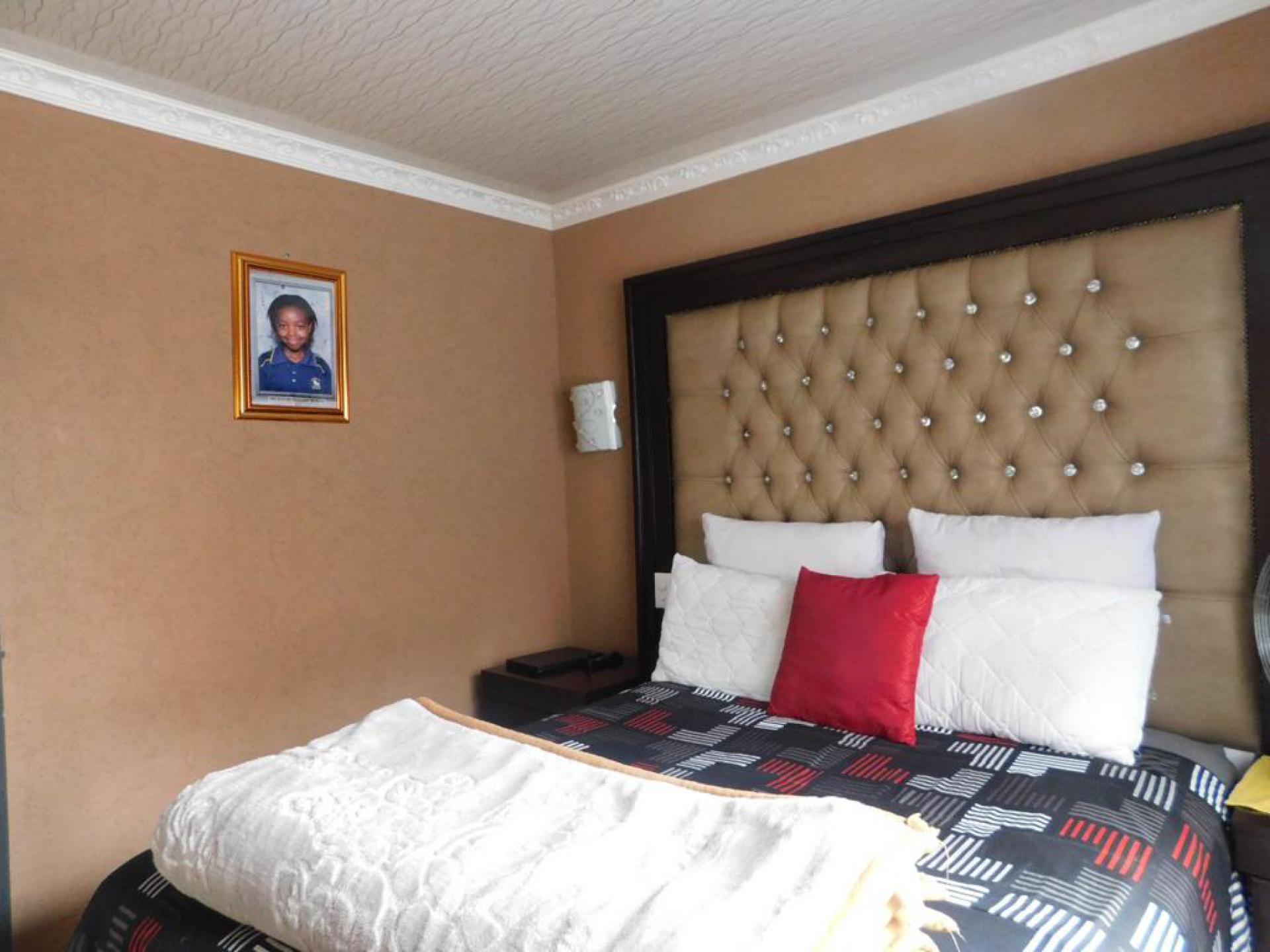  of property in Savanna City