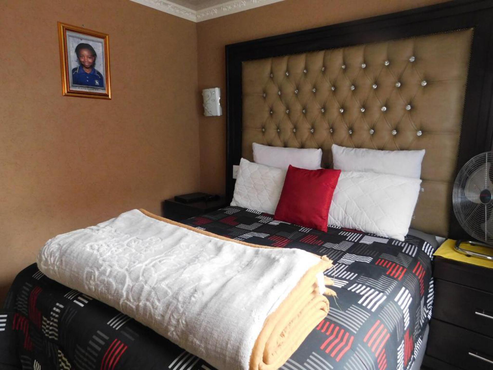  of property in Savanna City