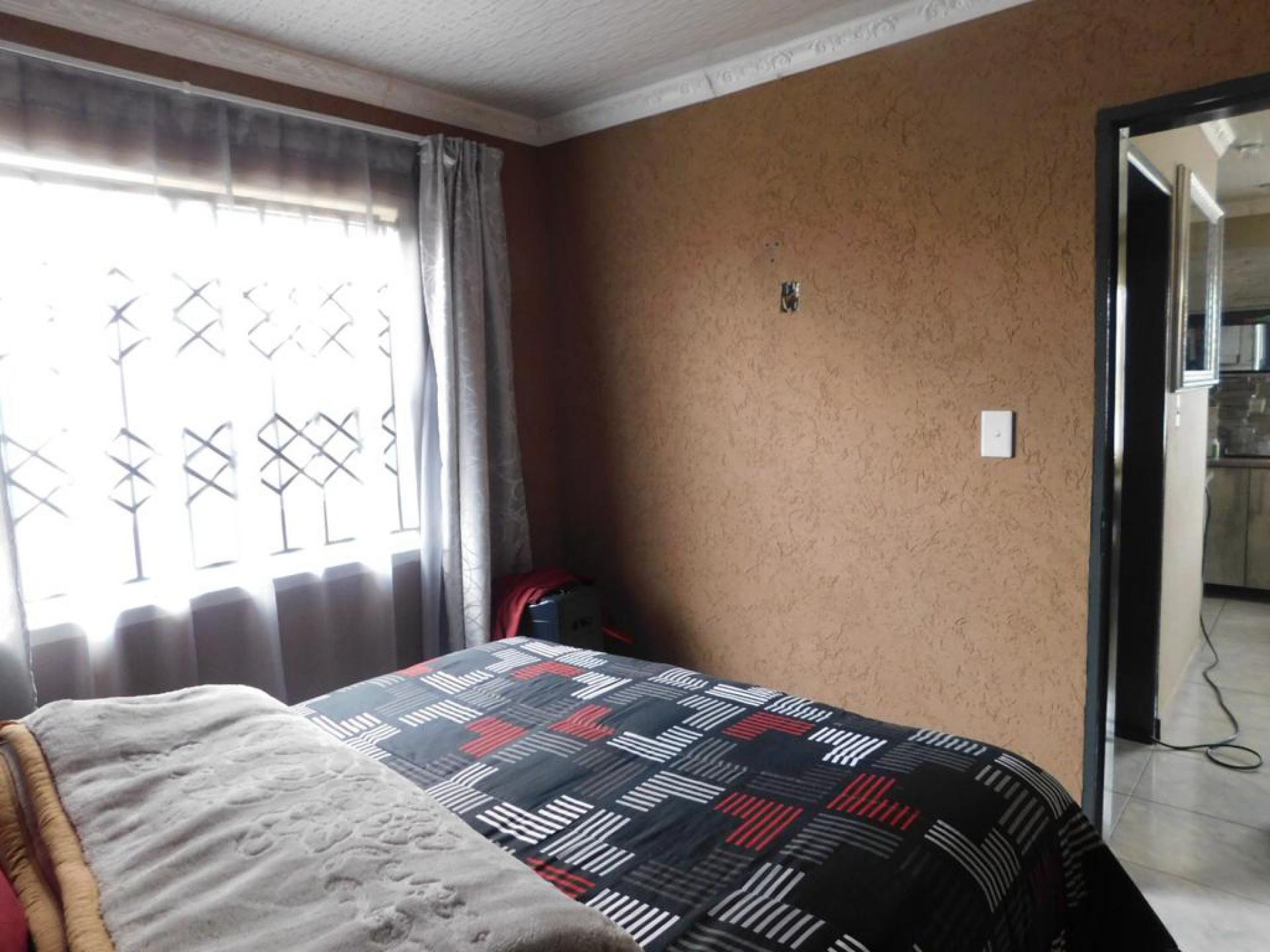  of property in Savanna City