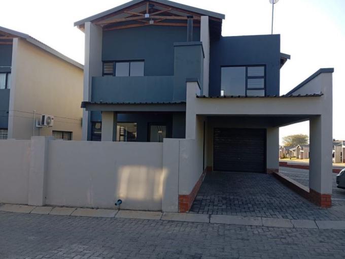 3 Bedroom House for Sale For Sale in Waterkloof (Rustenburg) - MR691846