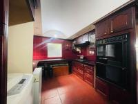  of property in Orange Grove