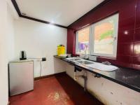  of property in Orange Grove