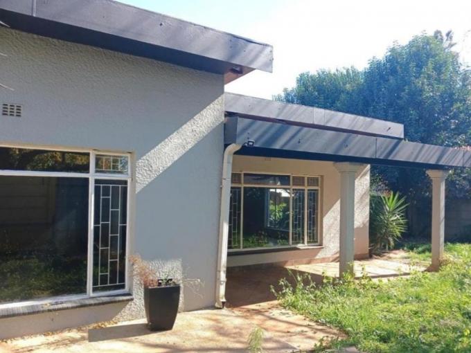 House for Sale For Sale in Verwoerdpark - MR691861