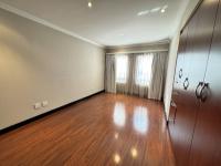  of property in Bedford Gardens