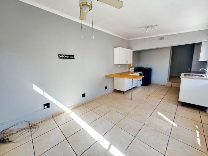 Apartment to Rent in Kensington - JHB - Property to rent - MR691870