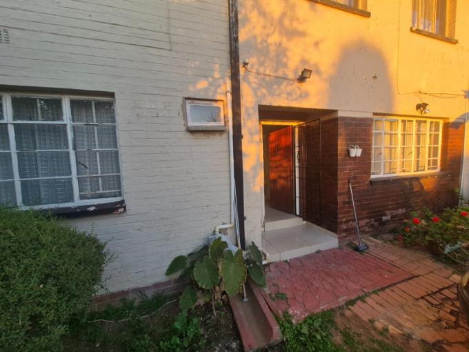 2 Bedroom Simplex for Sale For Sale in Crown Gardens - MR691879