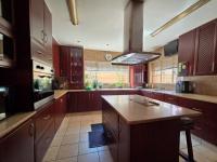 of property in Brackendowns