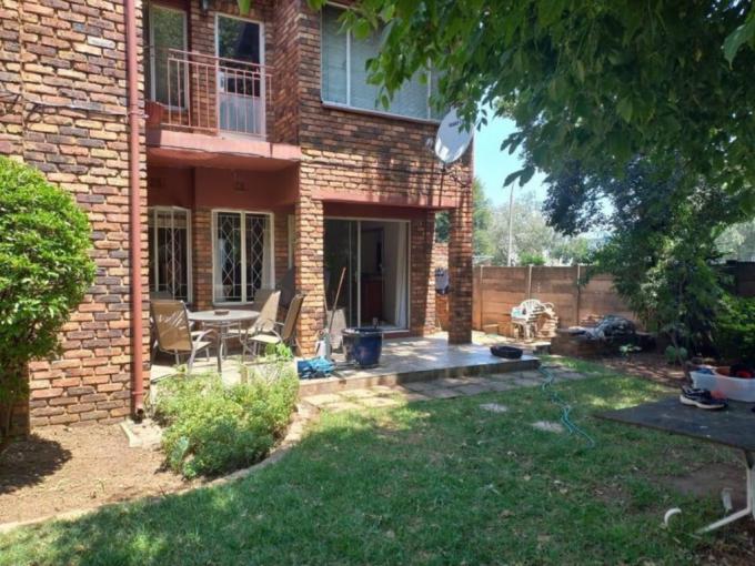 3 Bedroom Simplex for Sale For Sale in Brackenhurst - MR691911