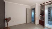 Main Bedroom - 15 square meters of property in Soshanguve East
