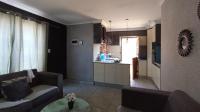 Lounges - 15 square meters of property in Soshanguve East