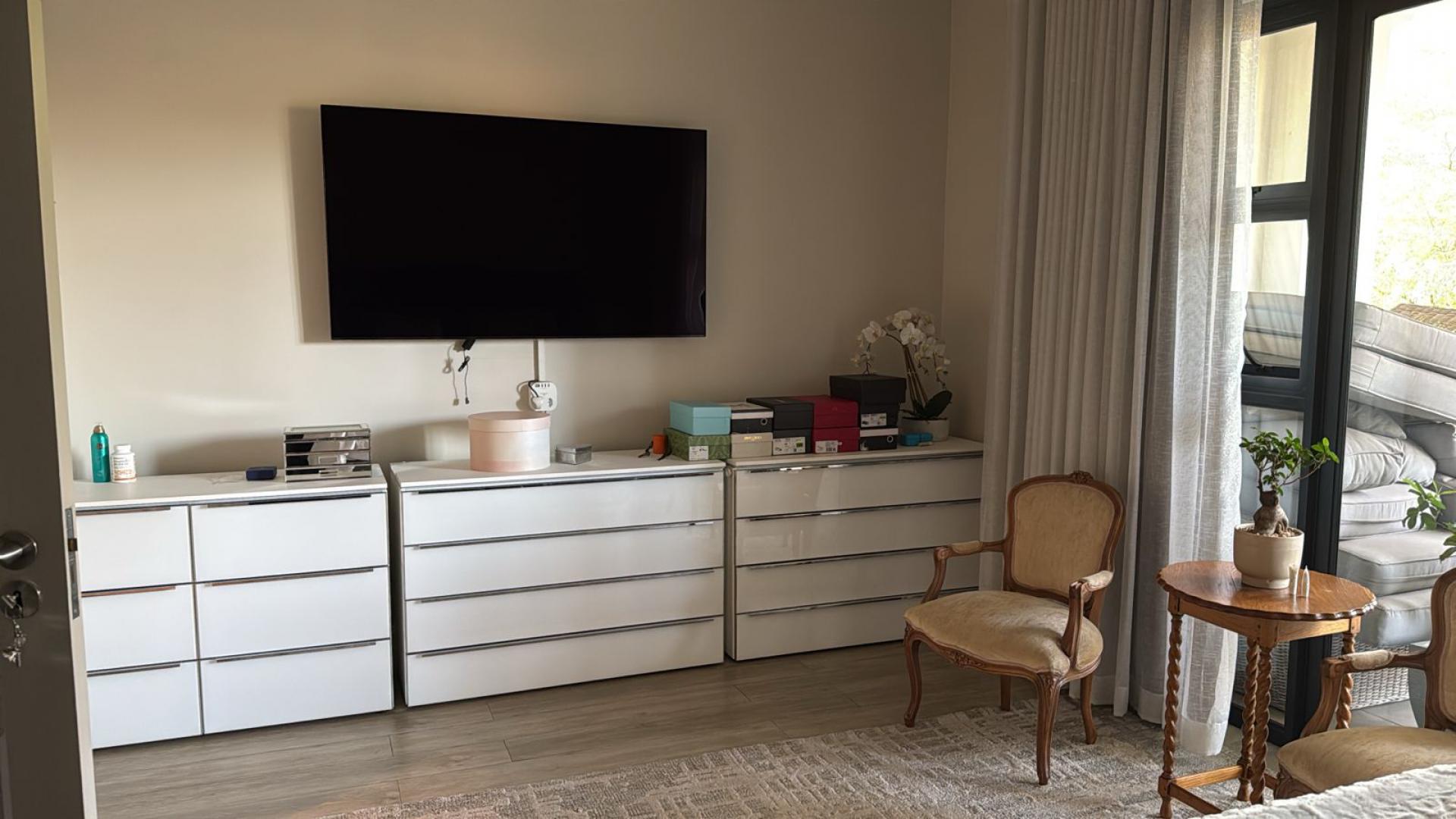 Bed Room 1 of property in Bryanston