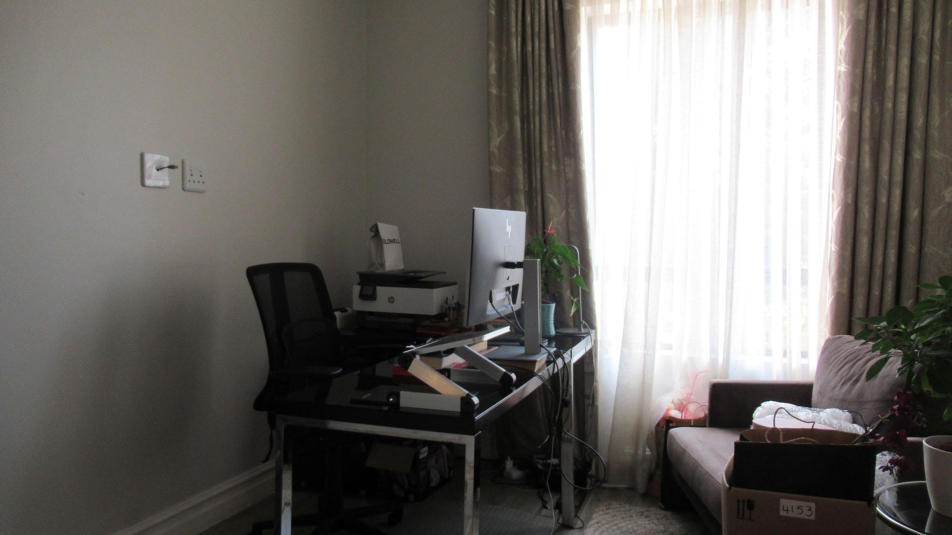 Bed Room 1 - 16 square meters of property in Bryanston