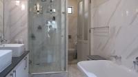 Bathroom 2 - 9 square meters of property in Bryanston
