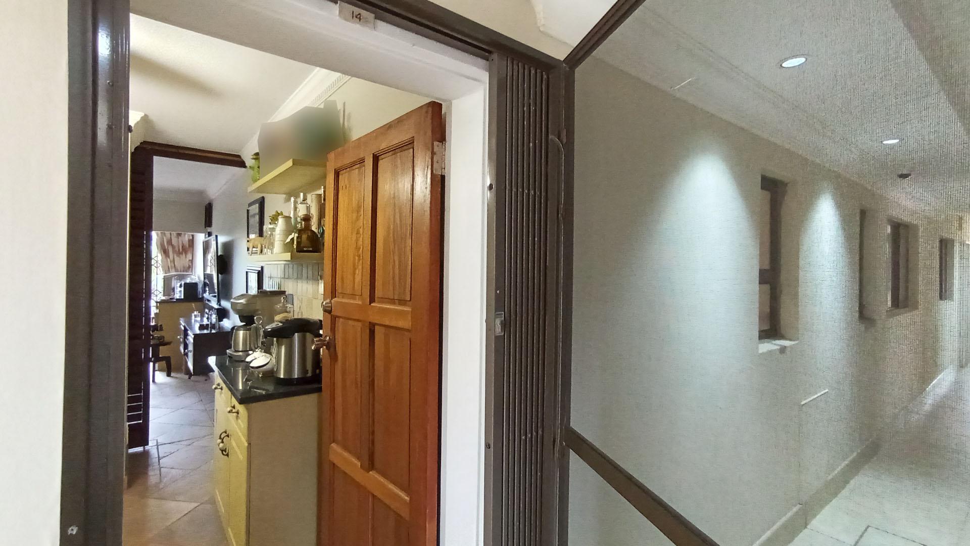 Front View of property in Umhlanga Rocks