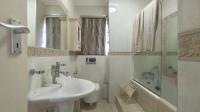 Bathroom 1 - 6 square meters of property in Umhlanga Rocks