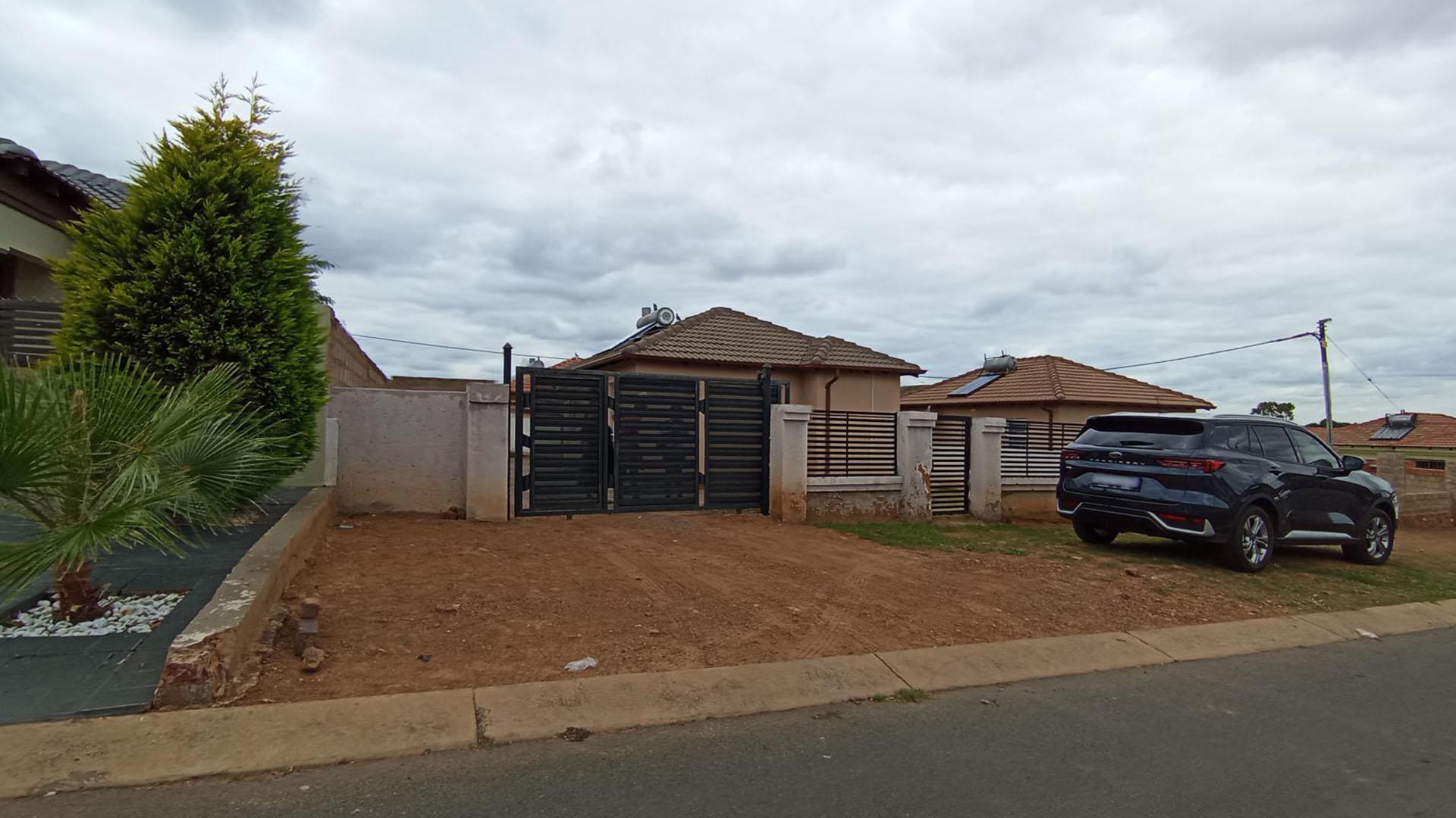 Front View of property in Mamelodi