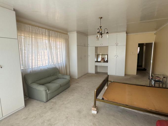 5 Bedroom House for Sale For Sale in Fleurhof - MR691965