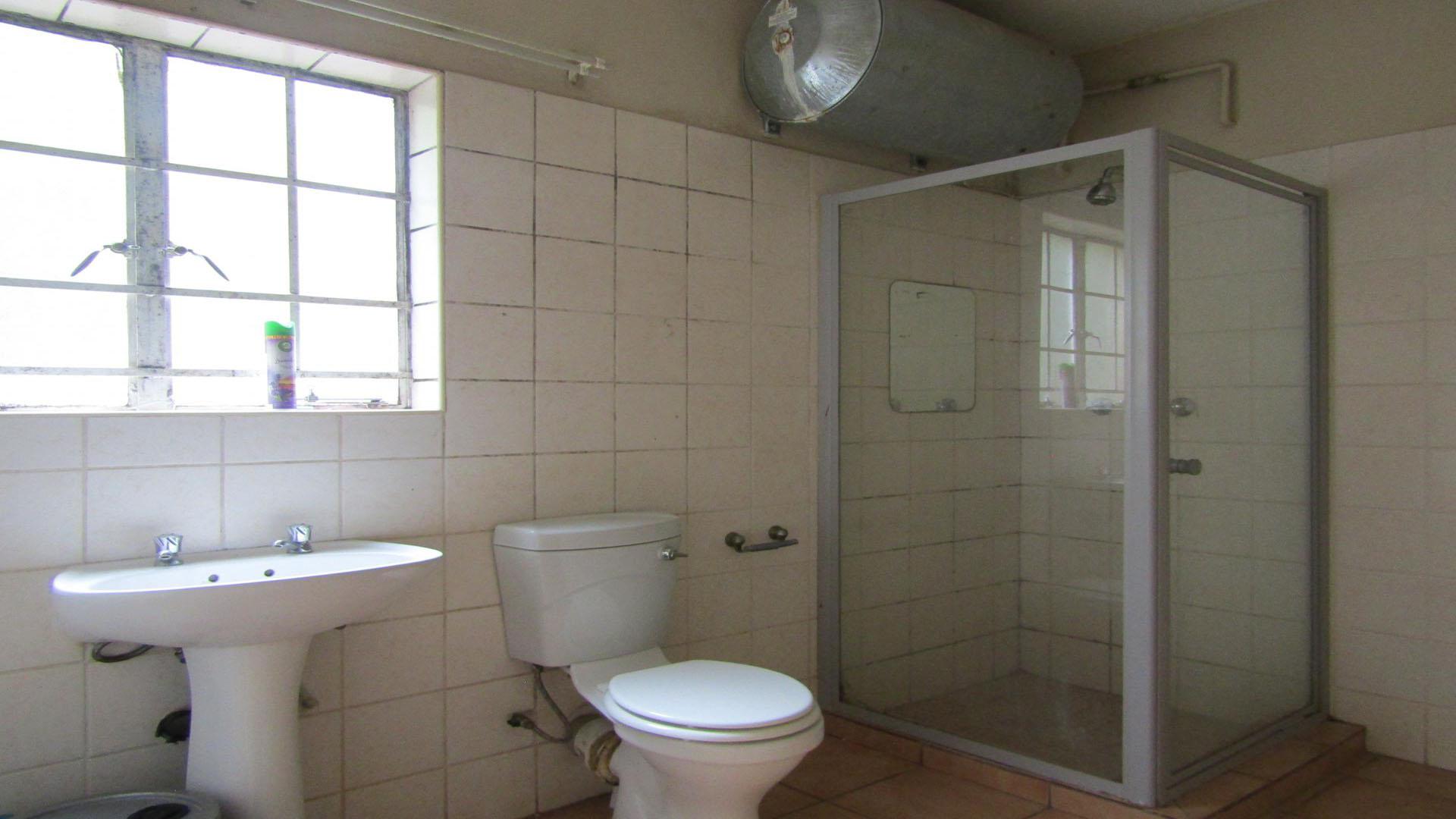 Bathroom 1 of property in Thabazimbi