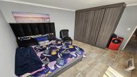 Bed Room 1 of property in Greenhills