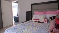 Bed Room 1 - 16 square meters of property in Greenhills