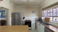 Kitchen - 15 square meters of property in Shallcross 