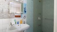 Main Bathroom - 4 square meters of property in Shallcross 