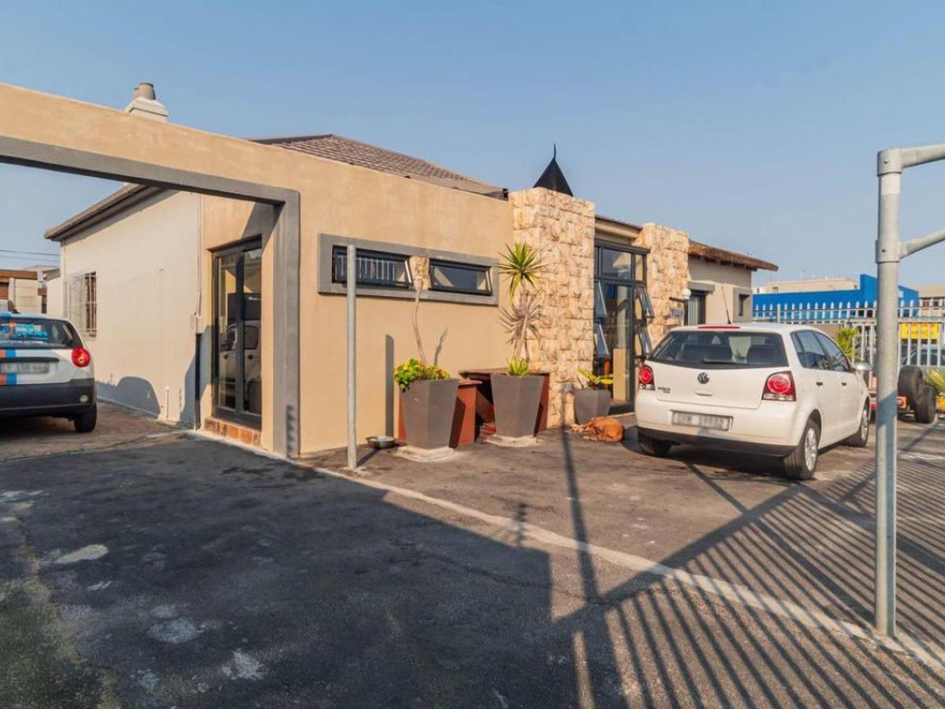  of property in Parow Central
