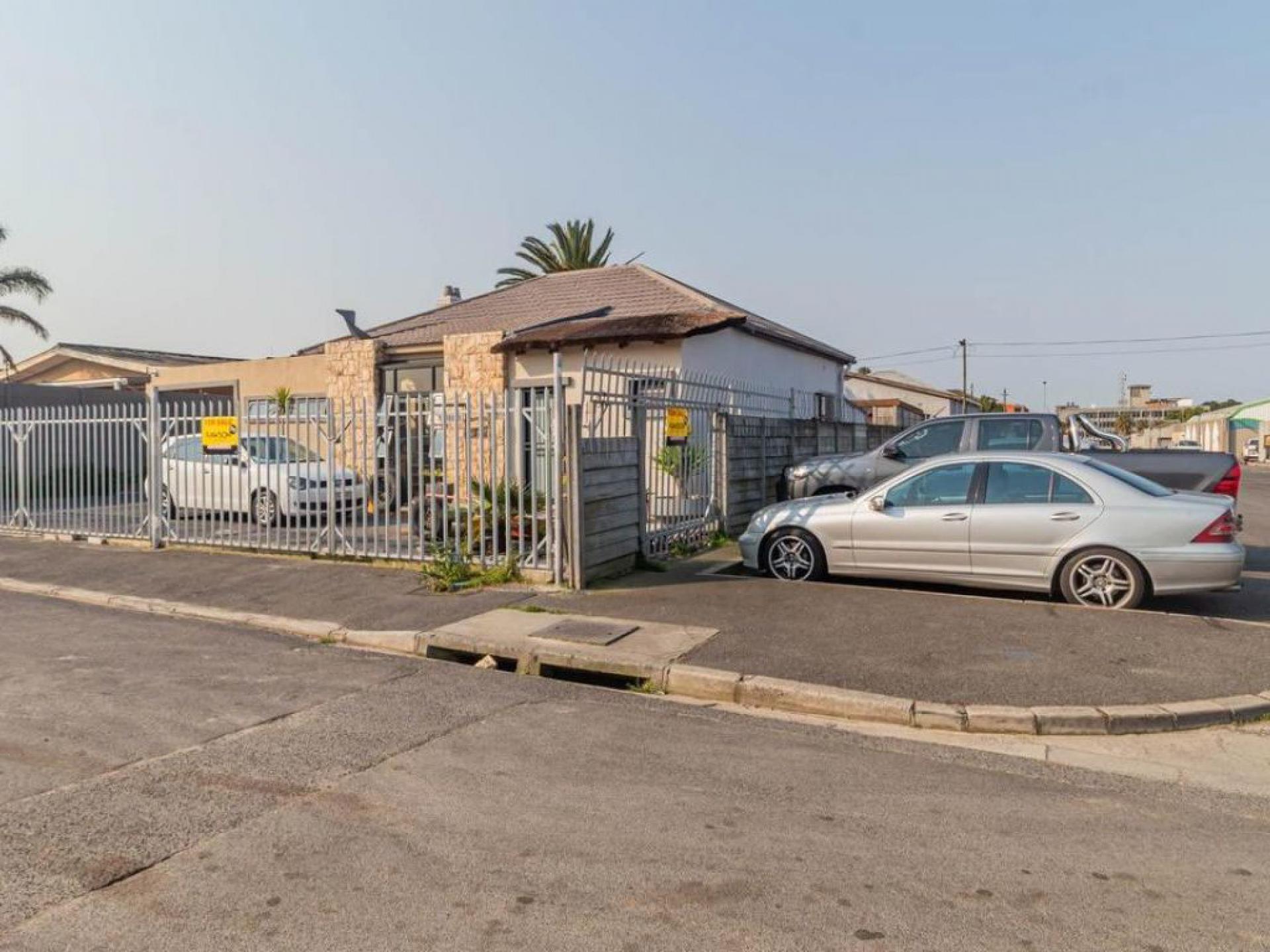  of property in Parow Central