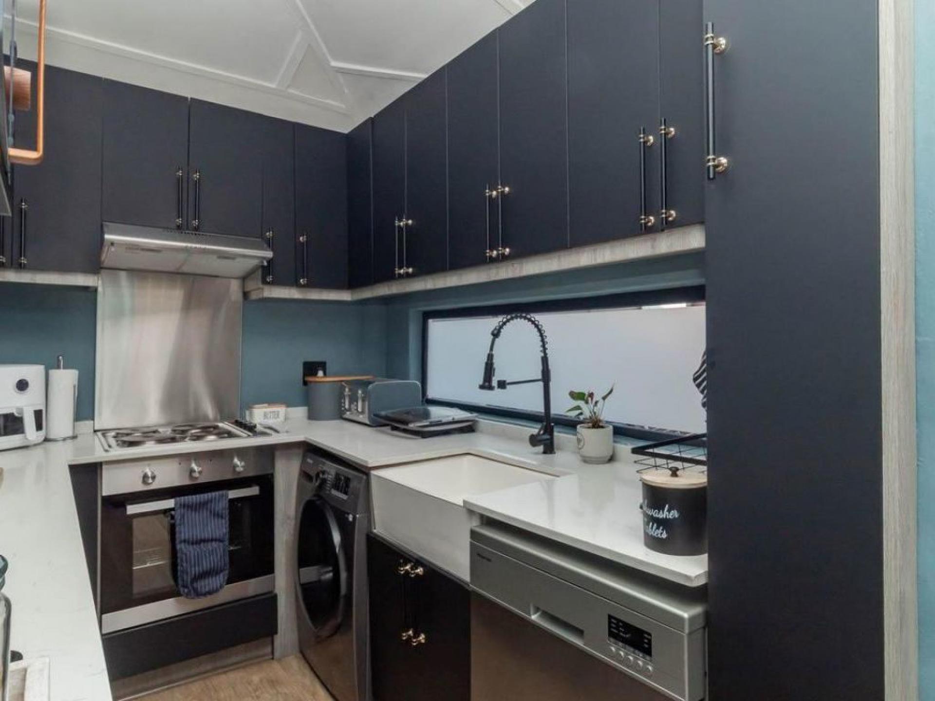  of property in Parow Central