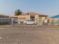  of property in Parow Central